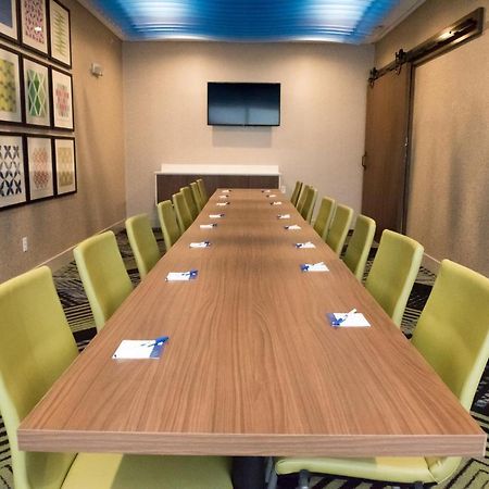 Holiday Inn Express & Suites Dayton North - Vandalia By Ihg Dış mekan fotoğraf