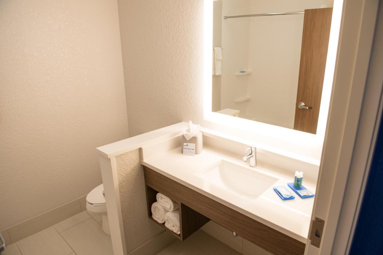 Holiday Inn Express & Suites Dayton North - Vandalia By Ihg Dış mekan fotoğraf